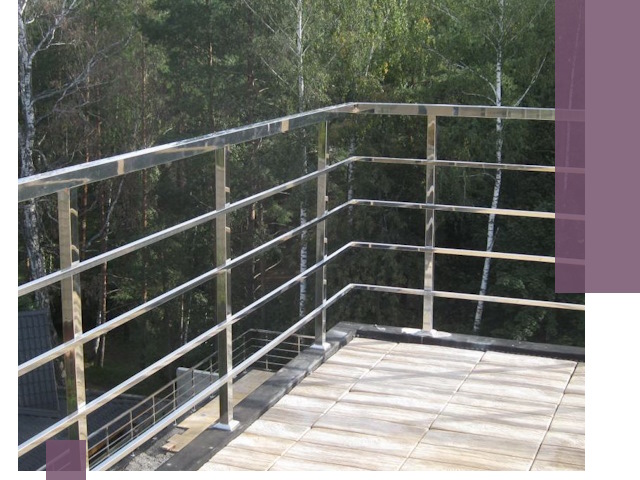 Парапеты из нержавеющей стали в Ростове-на-Доне — изготовление и монтаж